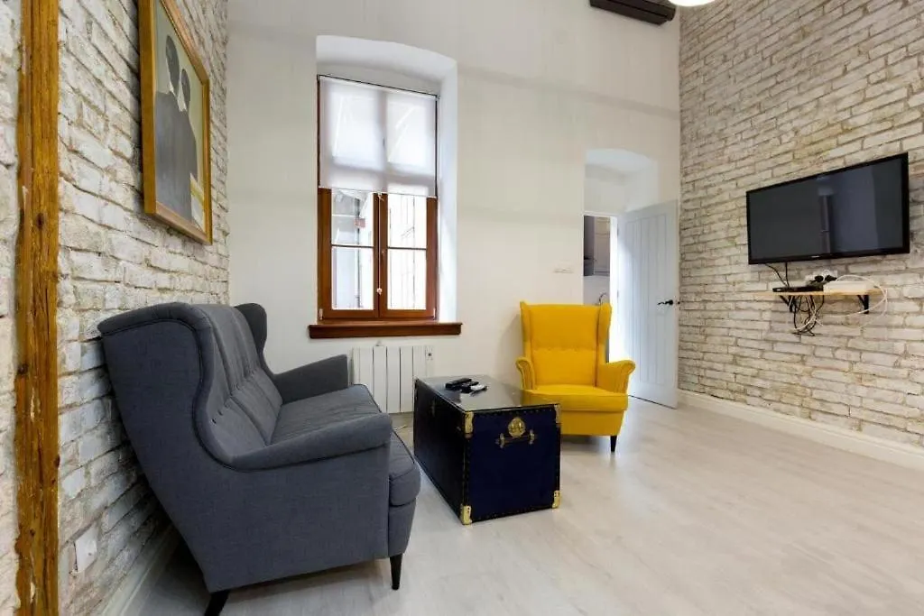 Vintage Vibe: Your Central City Escape Budapest